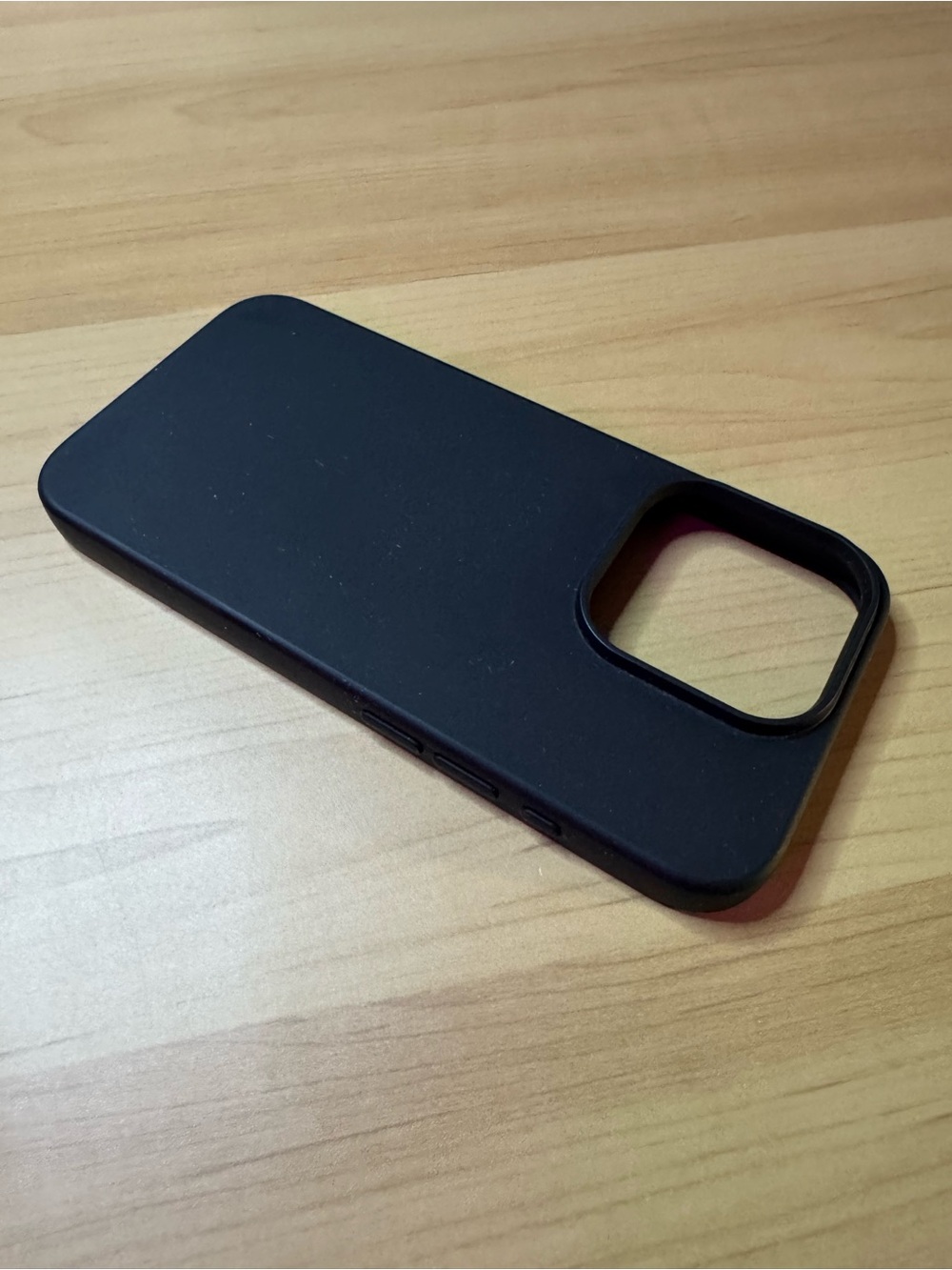 Black Phone Case for iPhone 15 Pro - Slim Protective Cover - Picture 10 of 11